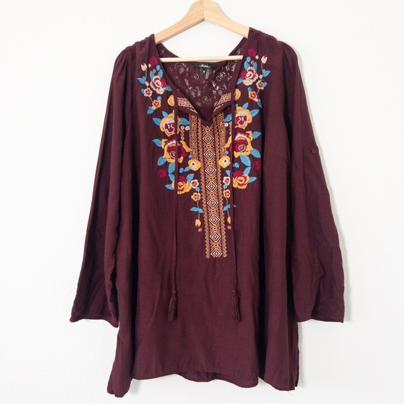 Andrée by Unit Boho Burgundy Embroidered Peasant Tunic Top Lace Back Plus 3X - Picture 1 of 8